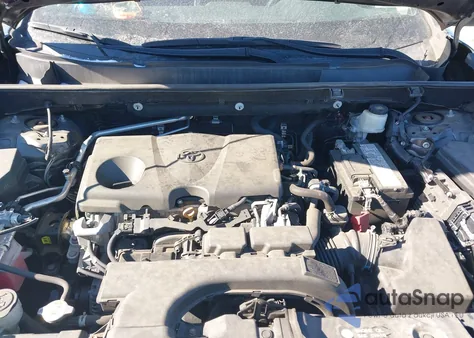 2019 Toyota Rav4 Xle Premium z USA, uszkodzony, nr VIN 2T3A1RFV8KC053635